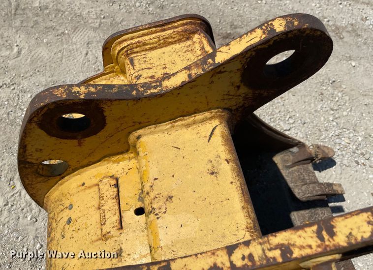 image for item LF9034 24"W excavator bucket