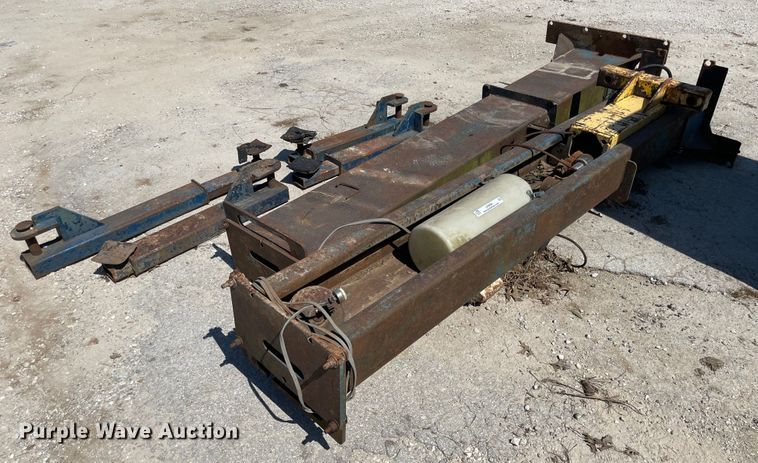 image for item LF9036 Lincoln  two post automotive lift