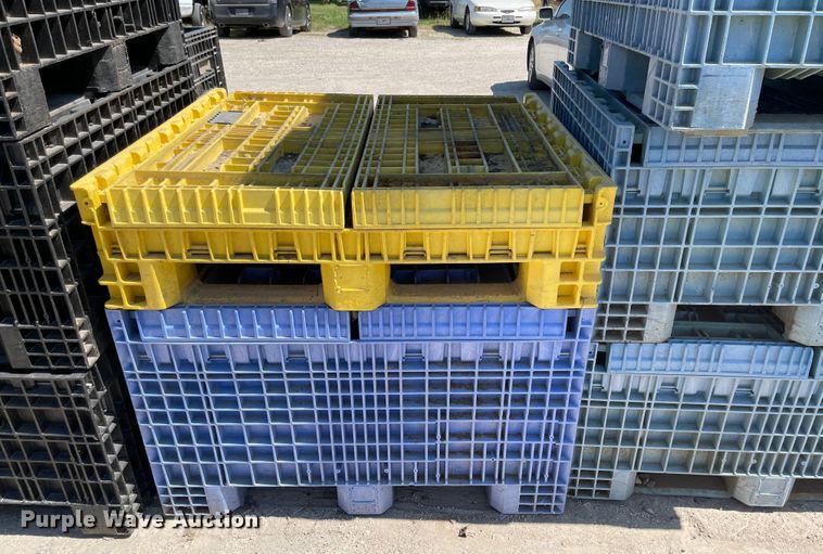 image for item LF9037 (15) collapsible plastic totes