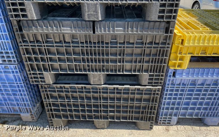 image for item LF9037 (15) collapsible plastic totes