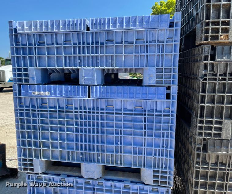 image for item LF9037 (15) collapsible plastic totes