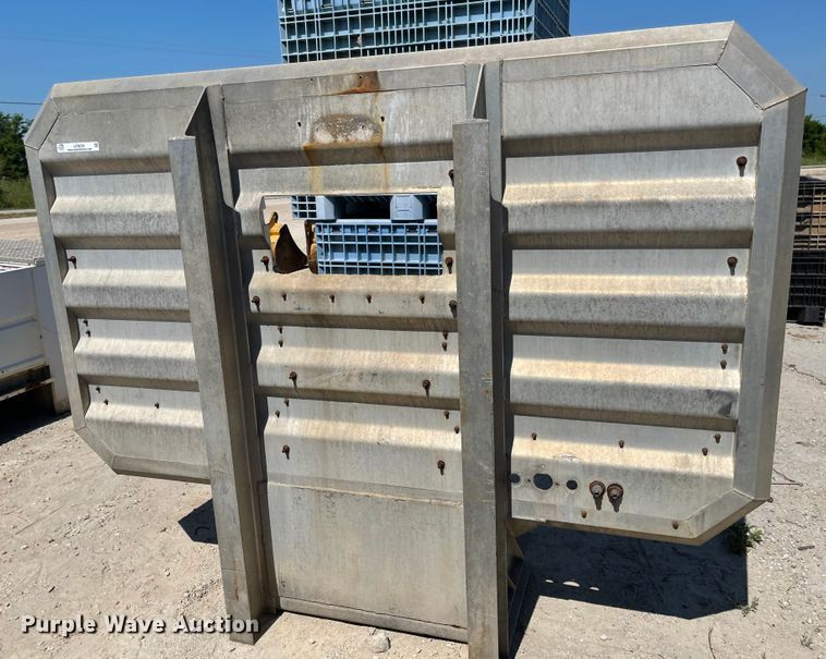 image for item LF9038 Merritt  headache rack