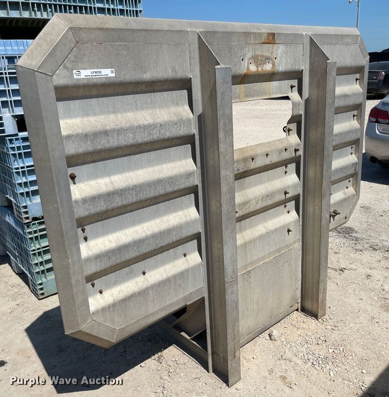 image for item LF9038 Merritt  headache rack