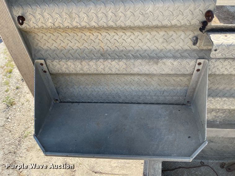 image for item LF9038 Merritt  headache rack