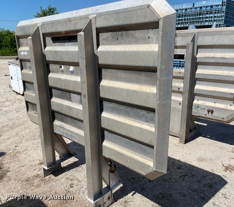 image for item LF9039 Protech  headache rack