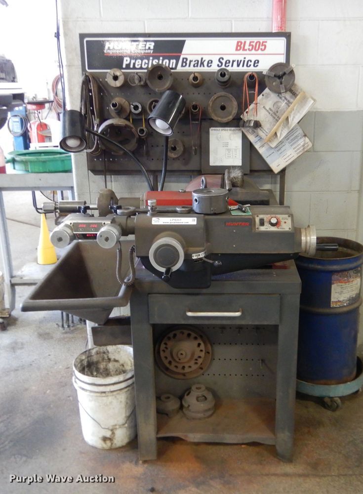 image for item LP9351 Hunter BL505  brake lathe