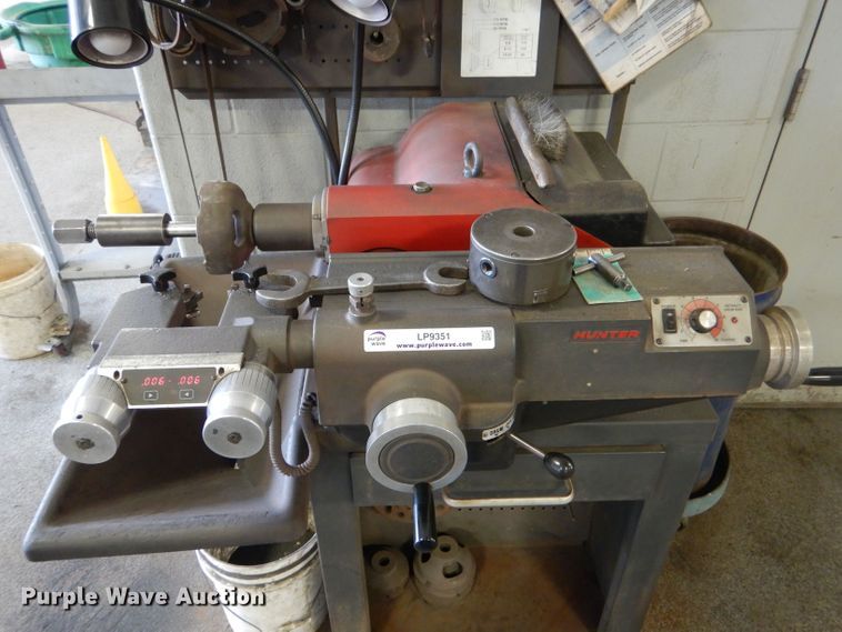 image for item LP9351 Hunter BL505  brake lathe