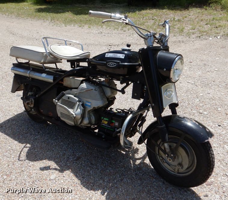image for item LP9354 1965 Cushman Super Silver Eagle  scooter
