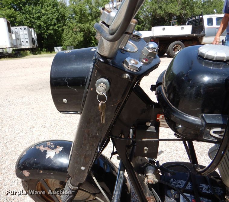 image for item LP9354 1965 Cushman Super Silver Eagle  scooter