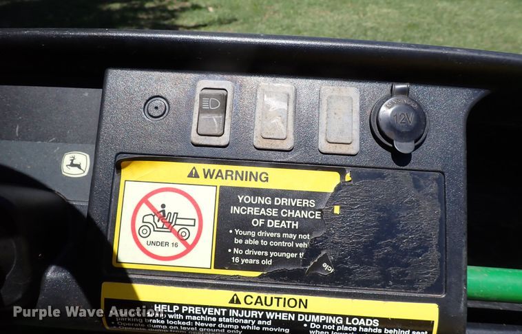 image for item LU9046 2010 John Deere Gator  utility vehicle