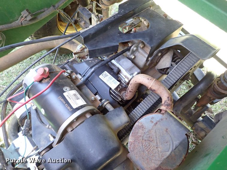 image for item LU9046 2010 John Deere Gator  utility vehicle