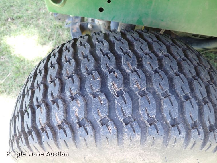 image for item LU9046 2010 John Deere Gator  utility vehicle