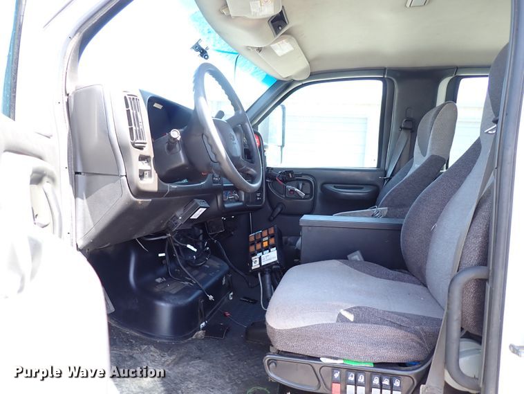 image for item LU9056 2009 Chevrolet C5500