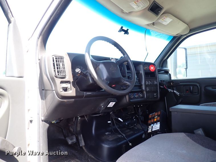 image for item LU9056 2009 Chevrolet C5500