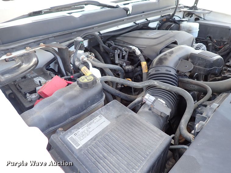 image for item LU9059 2013 Chevrolet Silverado 1500  Crew Cab pickup truck