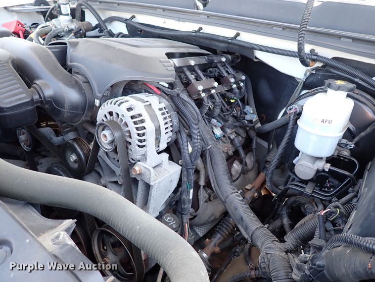 image for item LU9059 2013 Chevrolet Silverado 1500  Crew Cab pickup truck