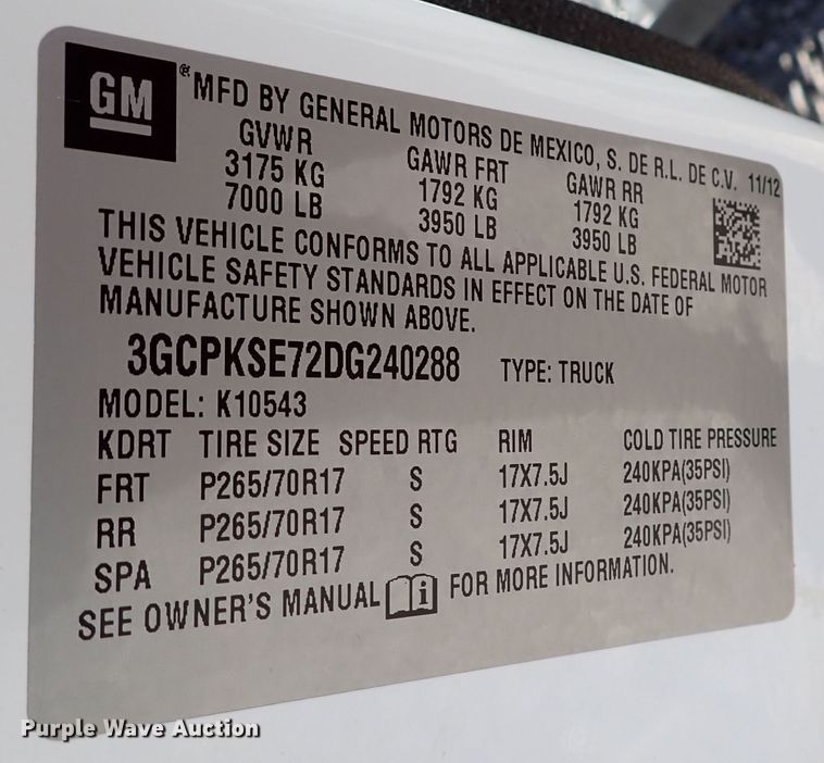 image for item LU9059 2013 Chevrolet Silverado 1500  Crew Cab pickup truck