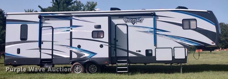 image for item LU9065 2018 Forrest River Vengeance  toy hauler camper