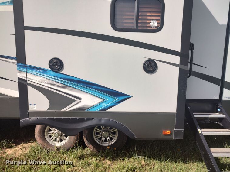 image for item LU9065 2018 Forrest River Vengeance  toy hauler camper