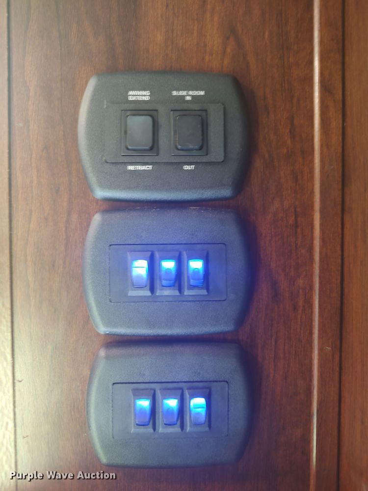 image for item LU9065 2018 Forrest River Vengeance  toy hauler camper