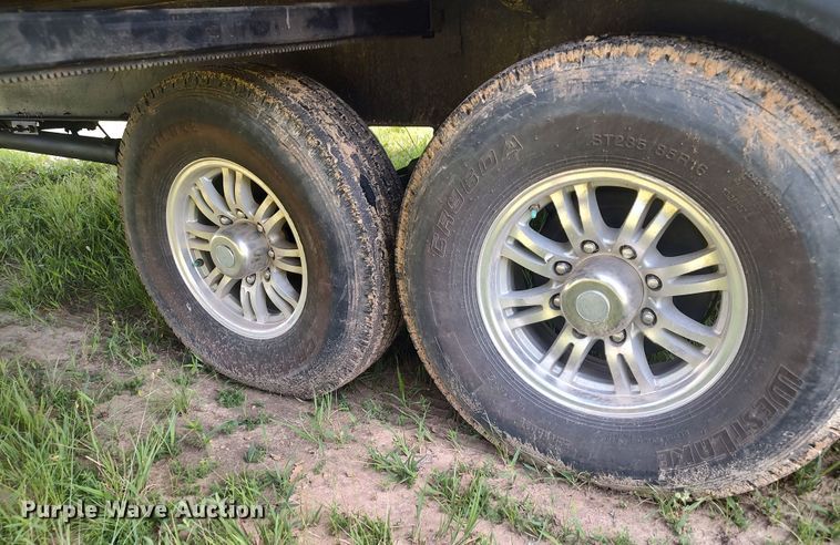 image for item LU9065 2018 Forrest River Vengeance  toy hauler camper