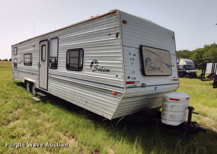 image for item LU9066 2000 Forrest River Salem  camper