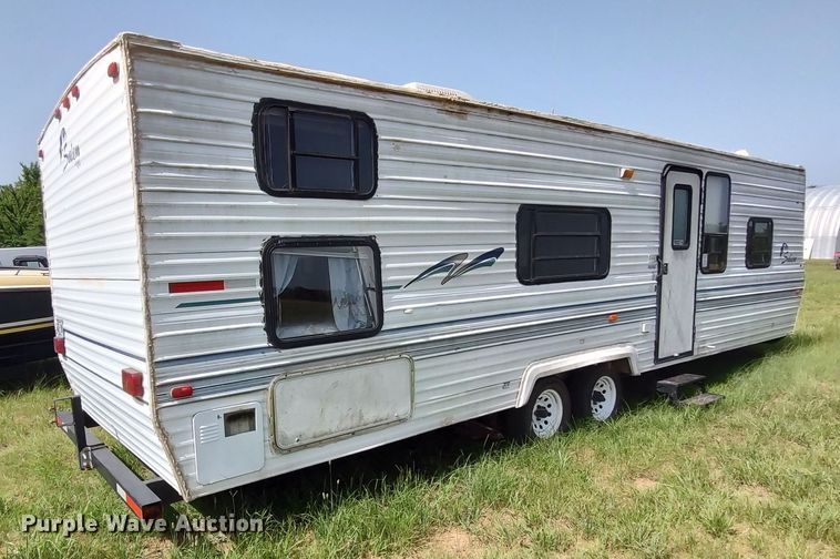 image for item LU9066 2000 Forrest River Salem  camper