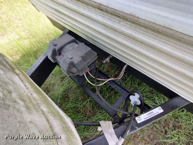 image for item LU9066 2000 Forrest River Salem  camper