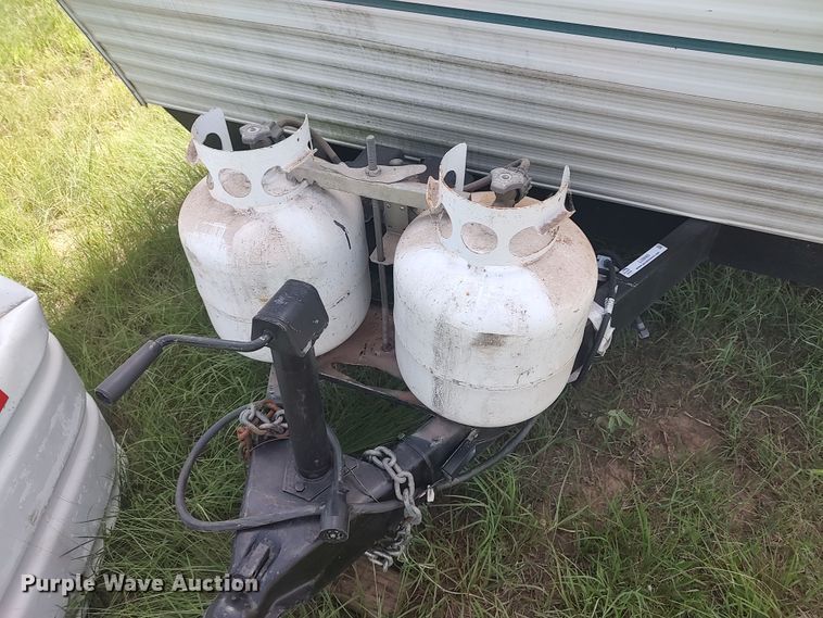 image for item LU9066 2000 Forrest River Salem  camper