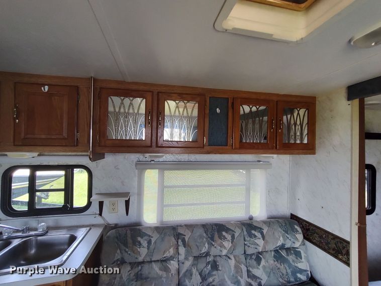 image for item LU9066 2000 Forrest River Salem  camper