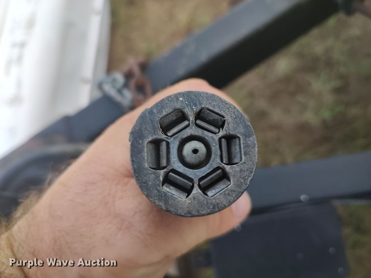 image for item LU9067 2004 Forrest River Phantom  toy hauler camper