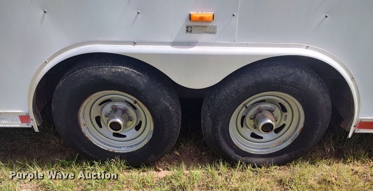 image for item LU9067 2004 Forrest River Phantom  toy hauler camper