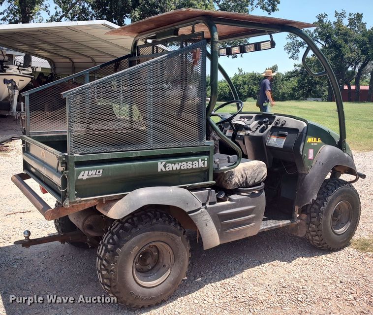 image for item LU9081 2005 Kawasaki Mule 610  utility vehicle