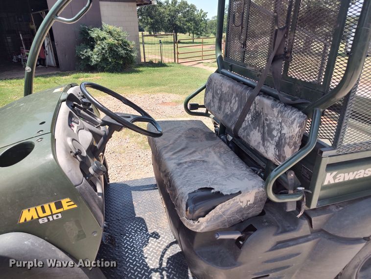 image for item LU9081 2005 Kawasaki Mule 610  utility vehicle