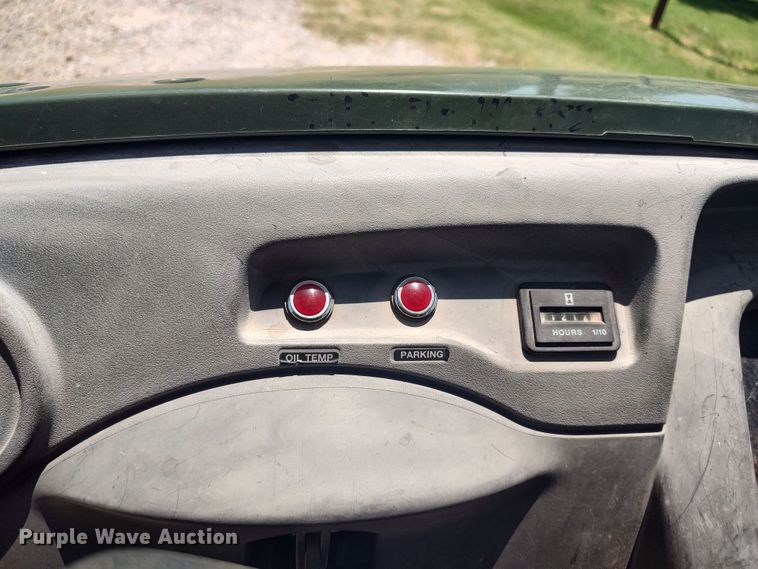 image for item LU9081 2005 Kawasaki Mule 610  utility vehicle