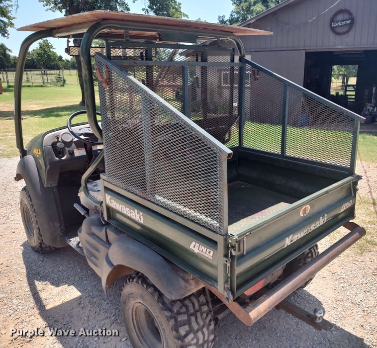 image for item LU9081 2005 Kawasaki Mule 610  utility vehicle