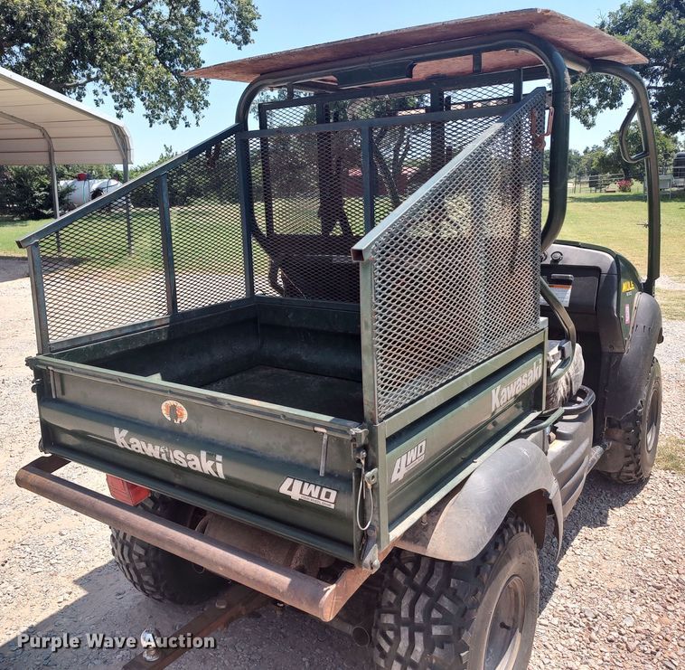 image for item LU9081 2005 Kawasaki Mule 610  utility vehicle