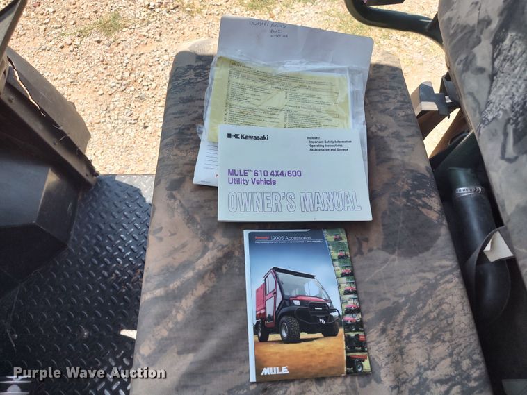 image for item LU9081 2005 Kawasaki Mule 610  utility vehicle