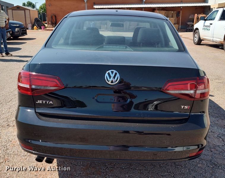 image for item LU9087 2016 Volkswagen Jetta