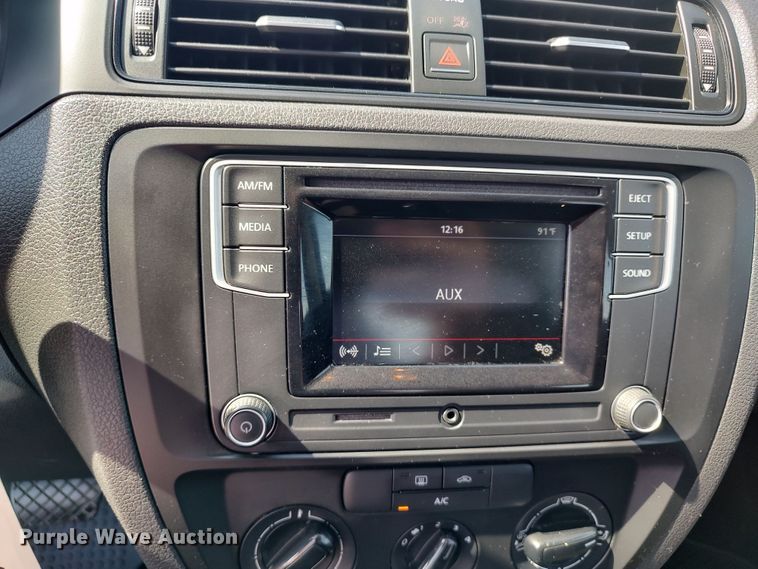 image for item LU9087 2016 Volkswagen Jetta