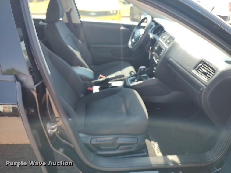 image for item LU9087 2016 Volkswagen Jetta