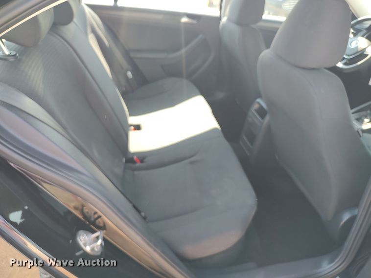 image for item LU9087 2016 Volkswagen Jetta