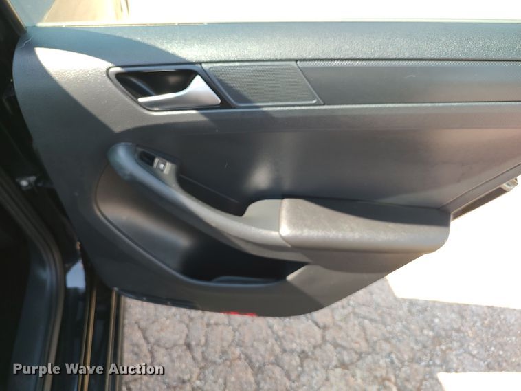 image for item LU9087 2016 Volkswagen Jetta