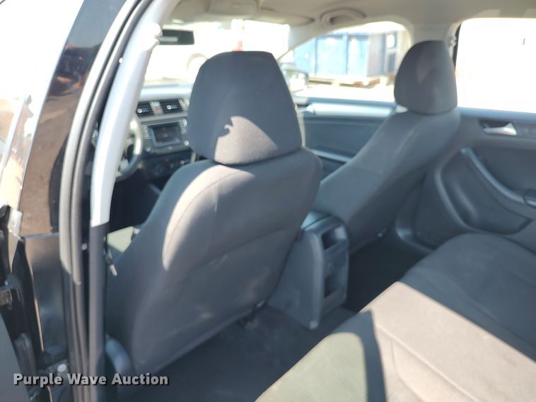 image for item LU9087 2016 Volkswagen Jetta