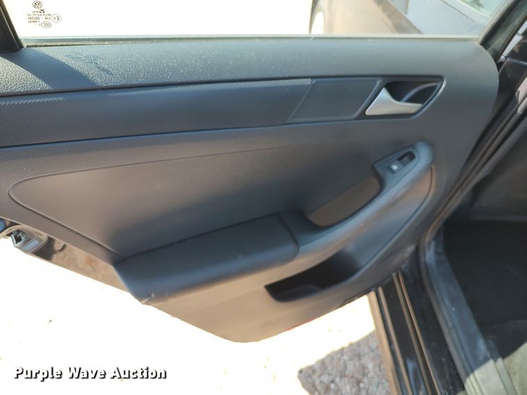 image for item LU9087 2016 Volkswagen Jetta