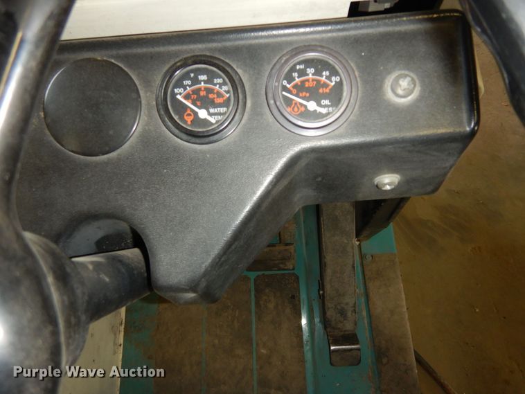 image for item MD9203 Tennant 528  sweeper