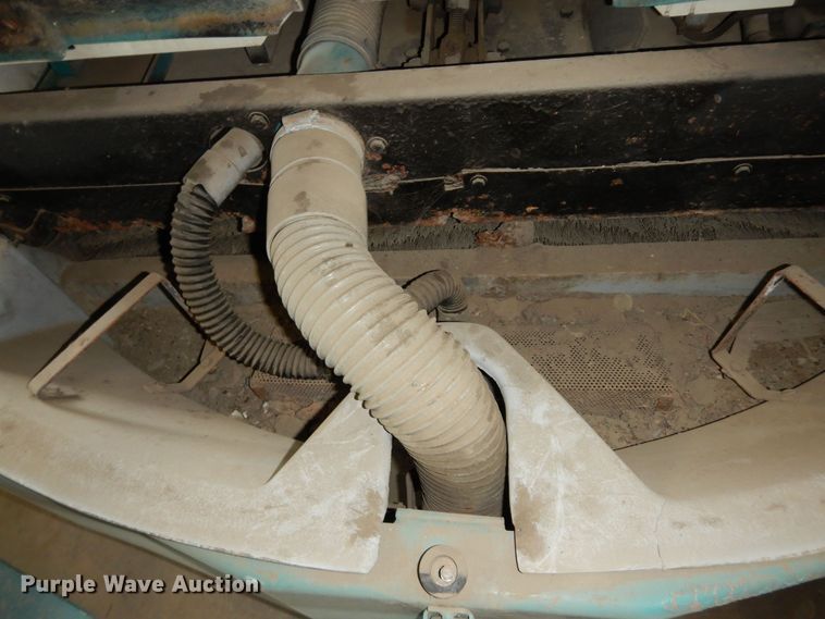 image for item MD9203 Tennant 528  sweeper