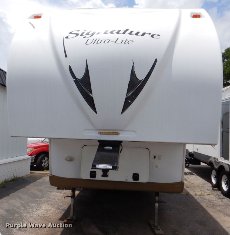 image for item MF9096 2013 Forest River Rockwood Lite  camper