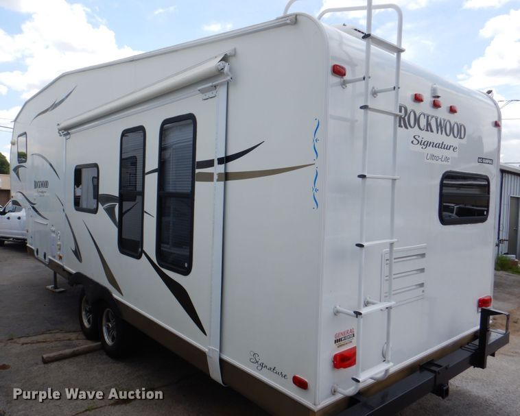 image for item MF9096 2013 Forest River Rockwood Lite  camper