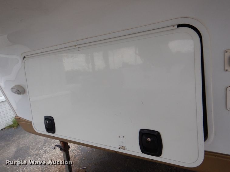 image for item MF9096 2013 Forest River Rockwood Lite  camper